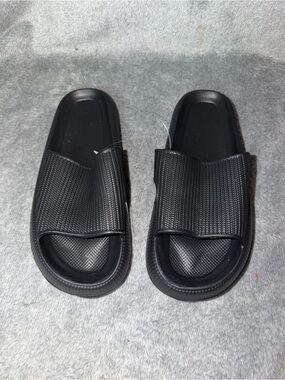 Unisex  Black Comfort Slide Sandals Shower Beach  House Slipper Size 42-43